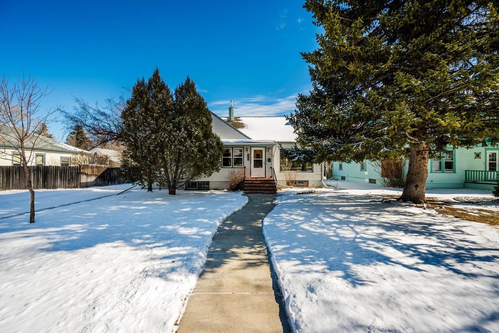 Photo of 517 N Adams Avenue, Buffalo, WY 82834 (MLS # 20261045)