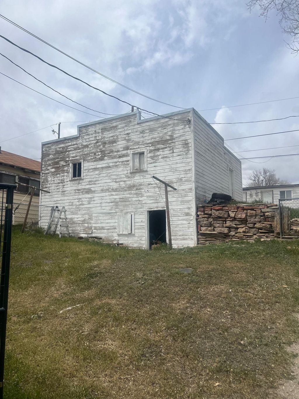 Photo of 115 E Cedar ST, Rawlins, WY 82301 (MLS # 20262152)