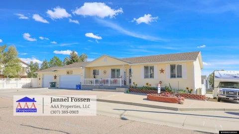 Photo of 3228 Magnolia Drive, Rock Springs, WY 82901 (MLS # 20264829)