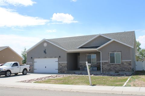 Photo of 131 Powderhorn Drive DR, Mountain View, WY 82939 (MLS # 20263075)