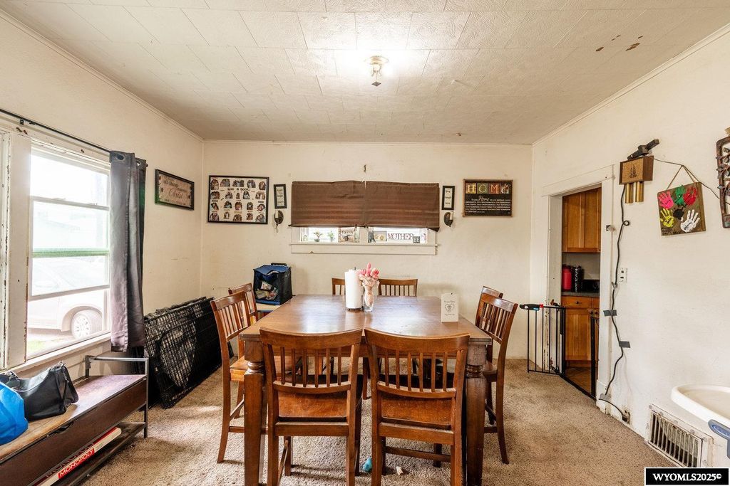 Photo of 332 N Lobban Avenue Ave, Buffalo, WY 82834 (MLS # 20254468)