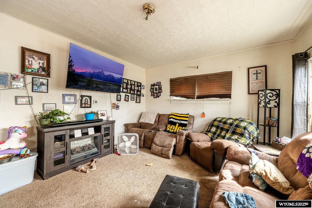 Photo of 332 N Lobban Avenue Ave, Buffalo, WY 82834 (MLS # 20254468)