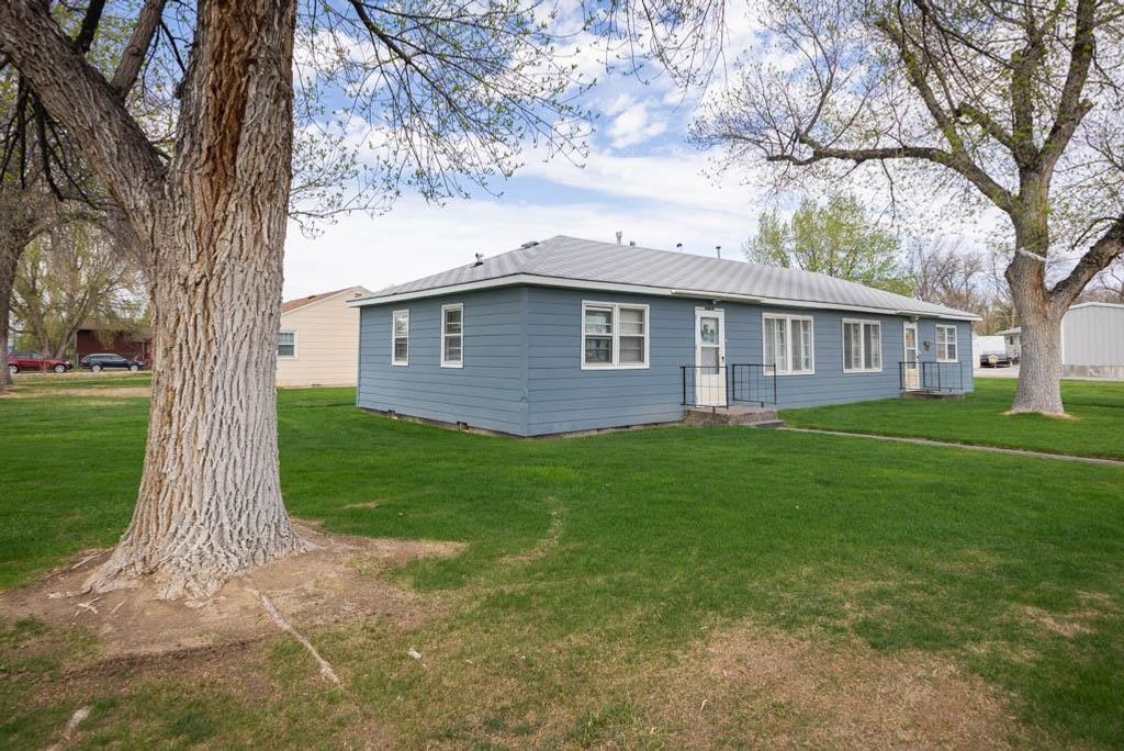 Photo of 701 Park Avenue, Worland, WY 82401 (MLS # 20262286)