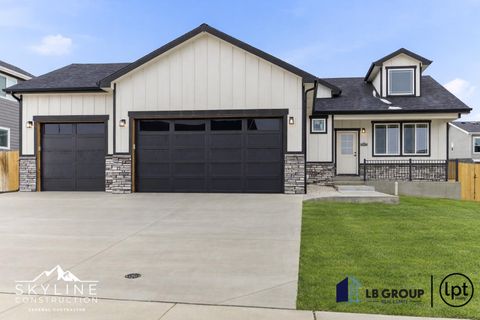 Photo of 6130 Stillwater Way, Mills, WY 82604 (MLS # 20261213)