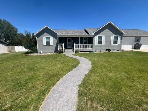 Photo of 204 24th Street, Wheatland, WY 82201 (MLS # 20263247)