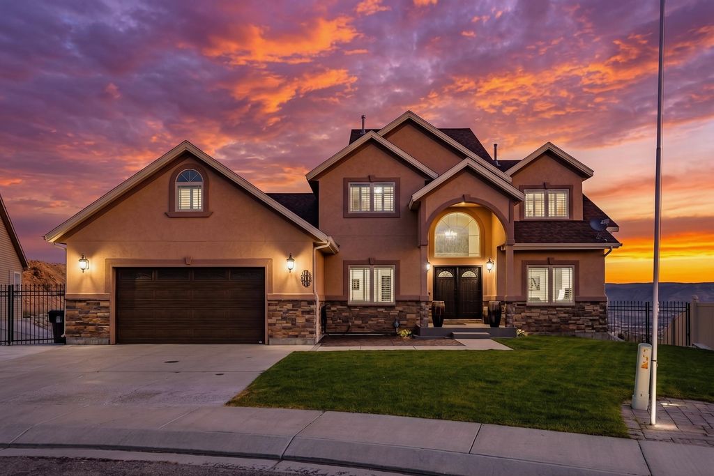 Photo of 1210 Fawn Circle, Green River, WY 82935 (MLS # 20262198)
