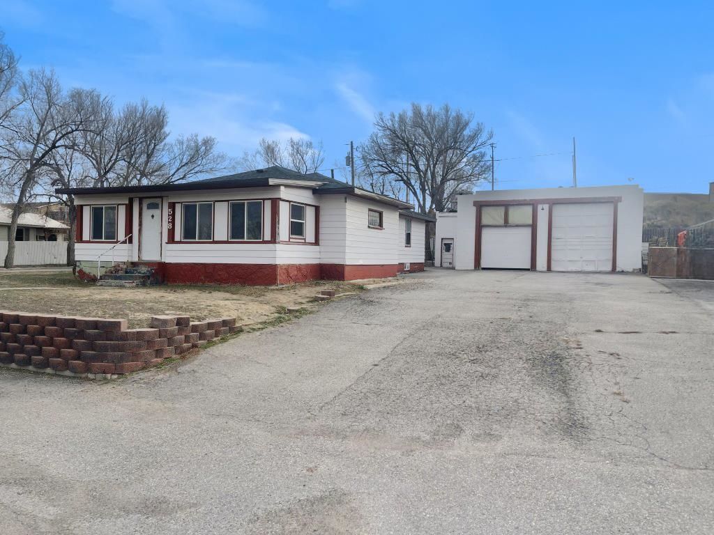 Photo of 528 W Miller Street, Rawlins, WY 82301 (MLS # 20261543)