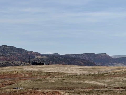 Photo of 426 Antelope Ridge, Thermopolis, WY 82443 (MLS # 20261791)