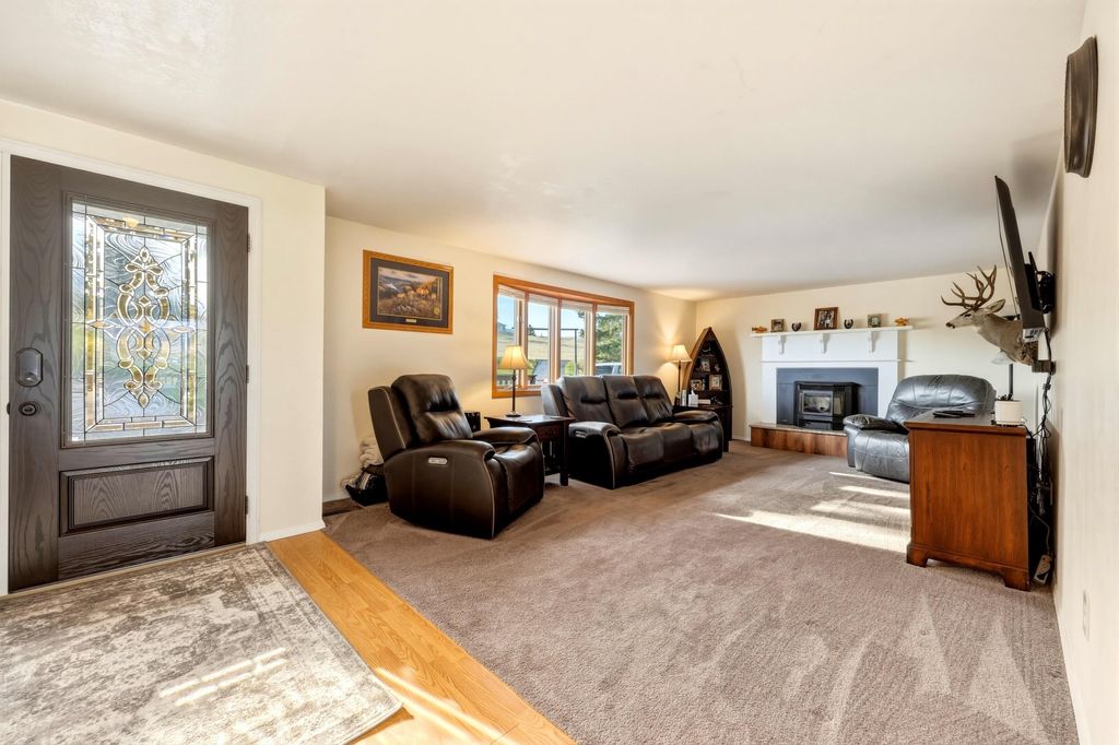 Photo of 124 Cloud Peak Drive, Buffalo, WY 82834 (MLS # 20262127)