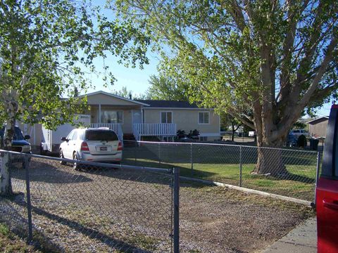 Photo of 991 E Lookout Dr DR, Glenrock, WY 82637 (MLS # 20262409)