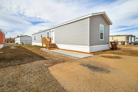 Photo of 204 Bear River Drive, Evanston, WY 82930 (MLS # 20261095)