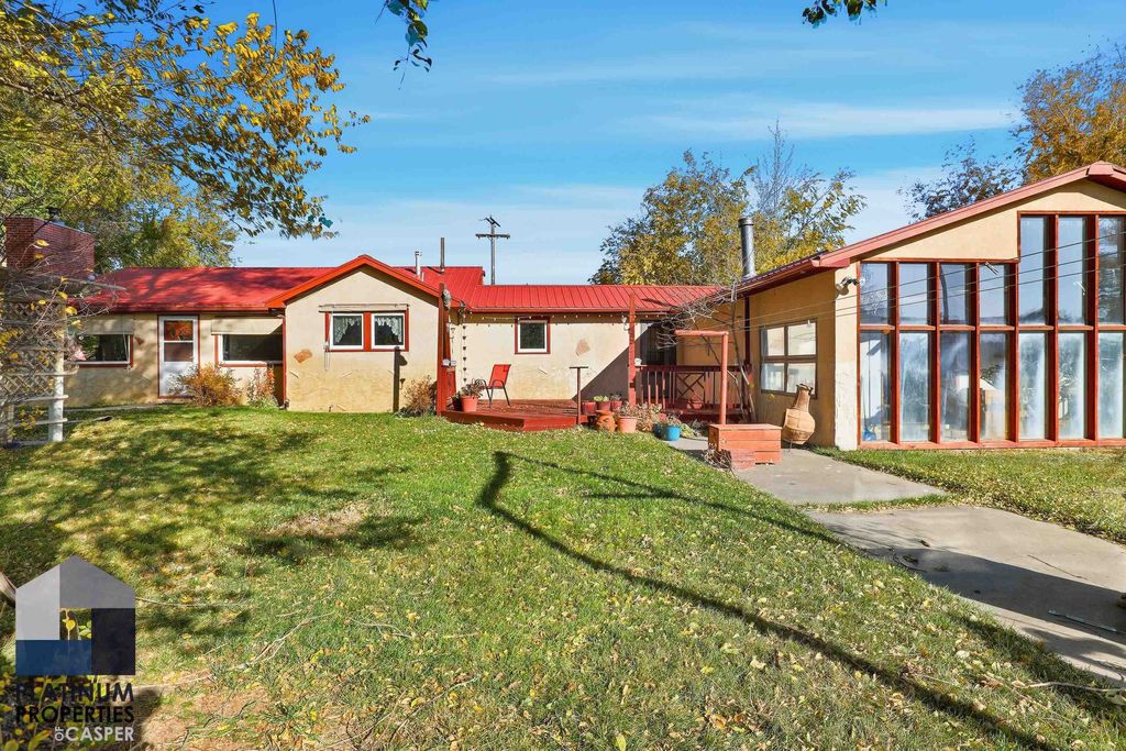 Photo of 321 Lily Street, Casper, WY 82604 (MLS # 20262168)