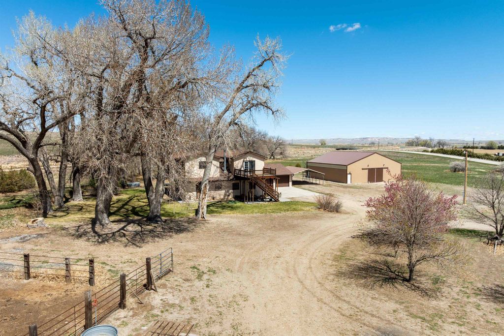 Photo of 8498 Cemetery Road, Lingle, WY 82223 (MLS # 20260155)