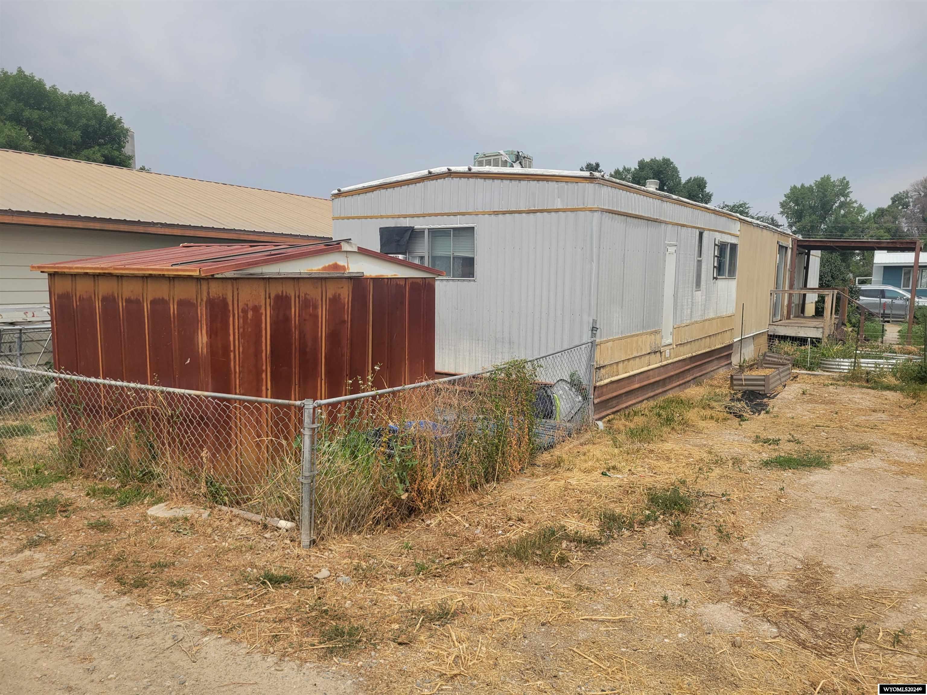 Worland, Wyoming 82401, United States, 2 Bedrooms Bedrooms, ,1 BathroomBathrooms,Residential,Active,50869