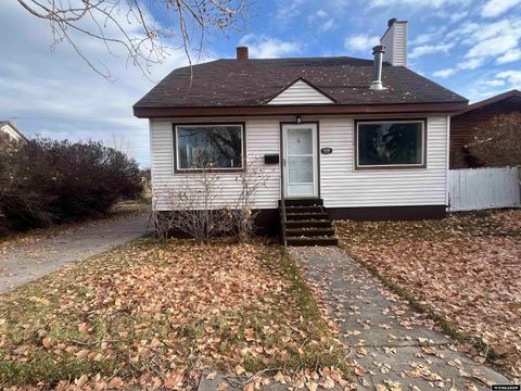 Photo of 612 Sage Street, Evanston, WY 82930 (MLS # 20255876)
