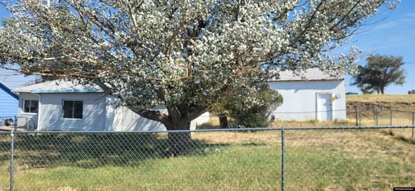 128 N TIPPERARY ST, HANNA, WY 82327 - Image bc3a00744ddd67b0e98b8fbad8a1f85e/1314928973