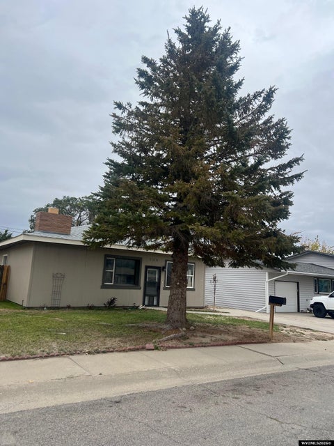 Photo of 109 E Brooks Street, Rawlins, WY 82301 (MLS # 20264888)