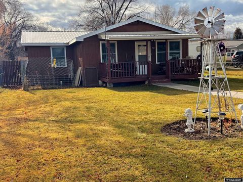 Photo of 537 MARKET St, Lander, WY 82520 (MLS # 20256202)