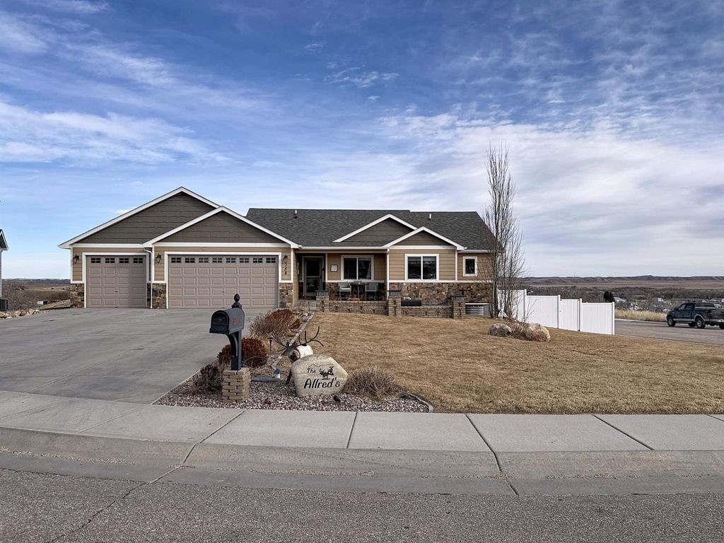 Photo of 158 White Tail Court, Buffalo, WY 82834 (MLS # 20260603)
