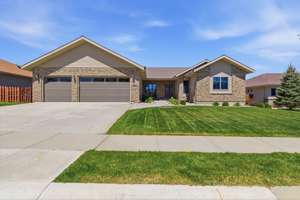 Photo of 4440 E 18th Street, Casper, WY 82609 (MLS # 20262296)