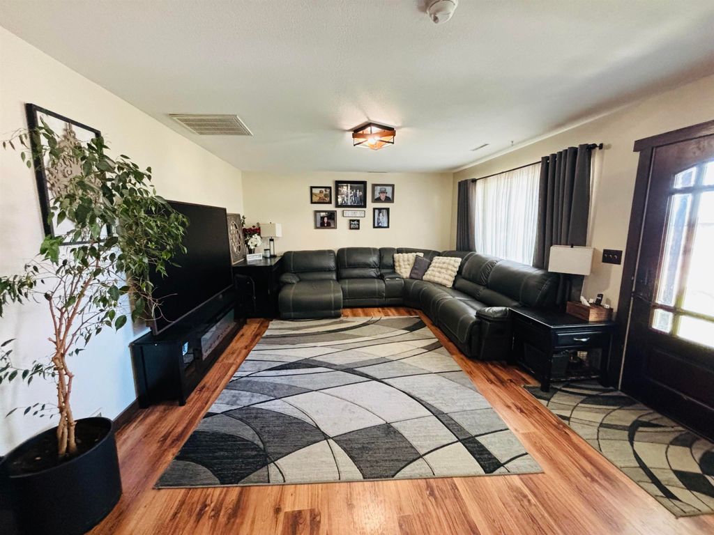 Photo of 4 McCall Lane, Riverton, WY 82501 (MLS # 20262250)