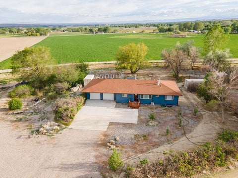 Photo of 94 A Cliff Drive, Riverton, WY 82501 (MLS # 20260901)