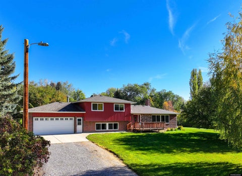 Photo of 305 Henry Rd, Riverton, WY 82501 (MLS # 20265206)