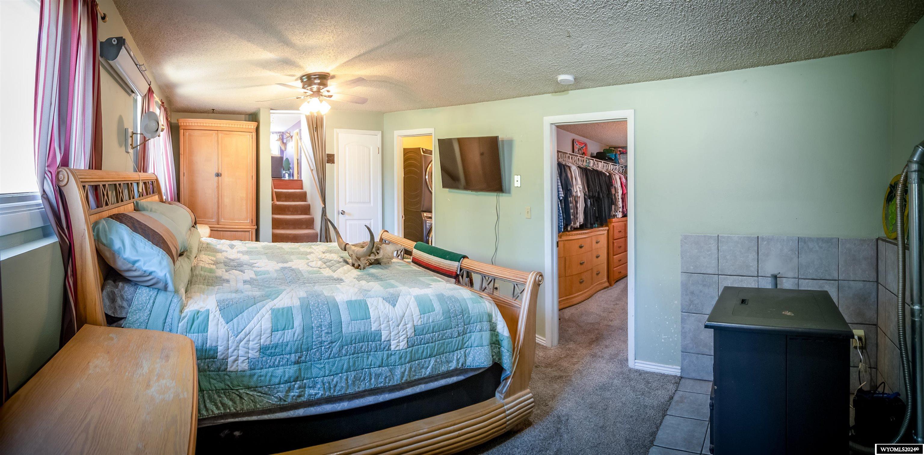 Worland, Wyoming 82401, United States, 5 Bedrooms Bedrooms, ,3 BathroomsBathrooms,Residential,Active,54916