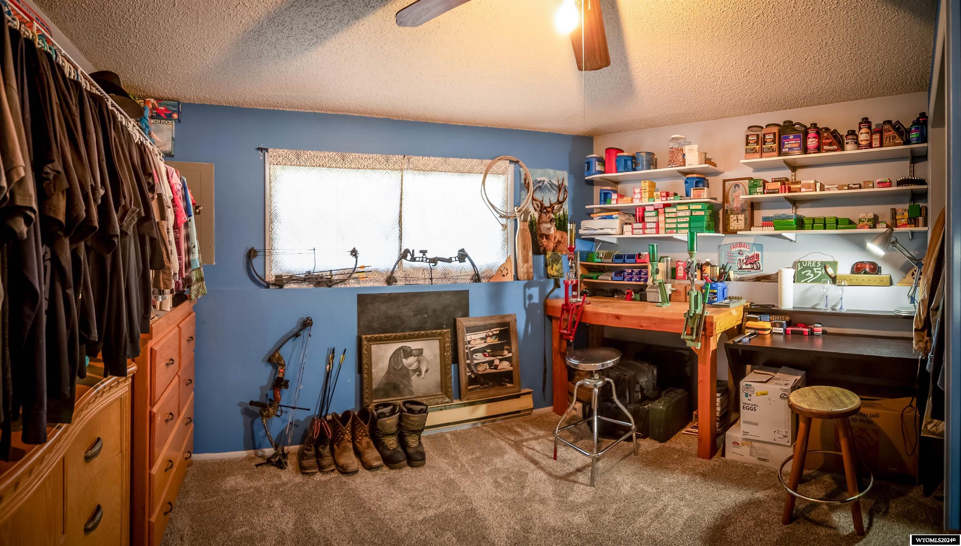 Worland, Wyoming 82401, United States, 5 Bedrooms Bedrooms, ,3 BathroomsBathrooms,Residential,Active,54916