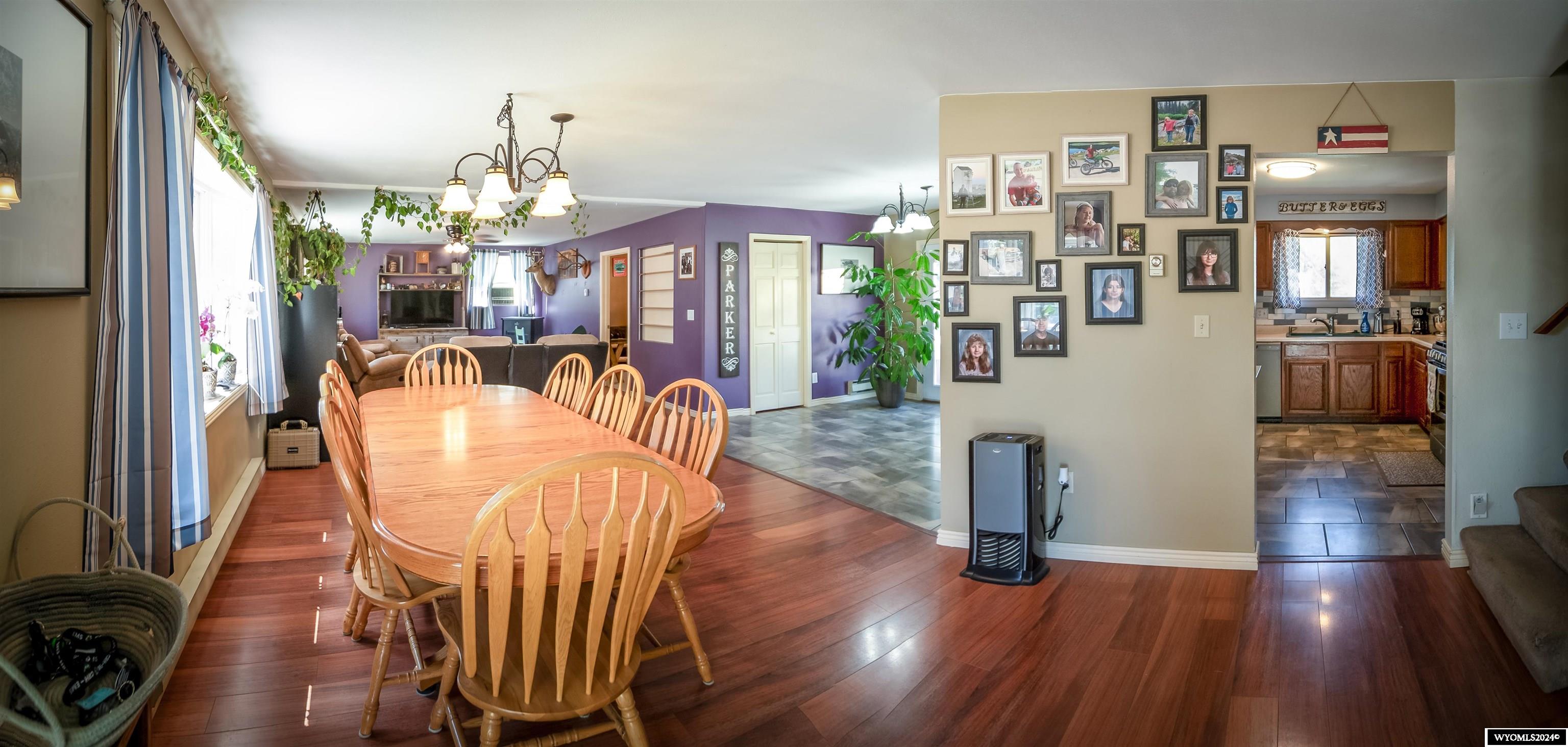 Worland, Wyoming 82401, United States, 5 Bedrooms Bedrooms, ,3 BathroomsBathrooms,Residential,Active,54916