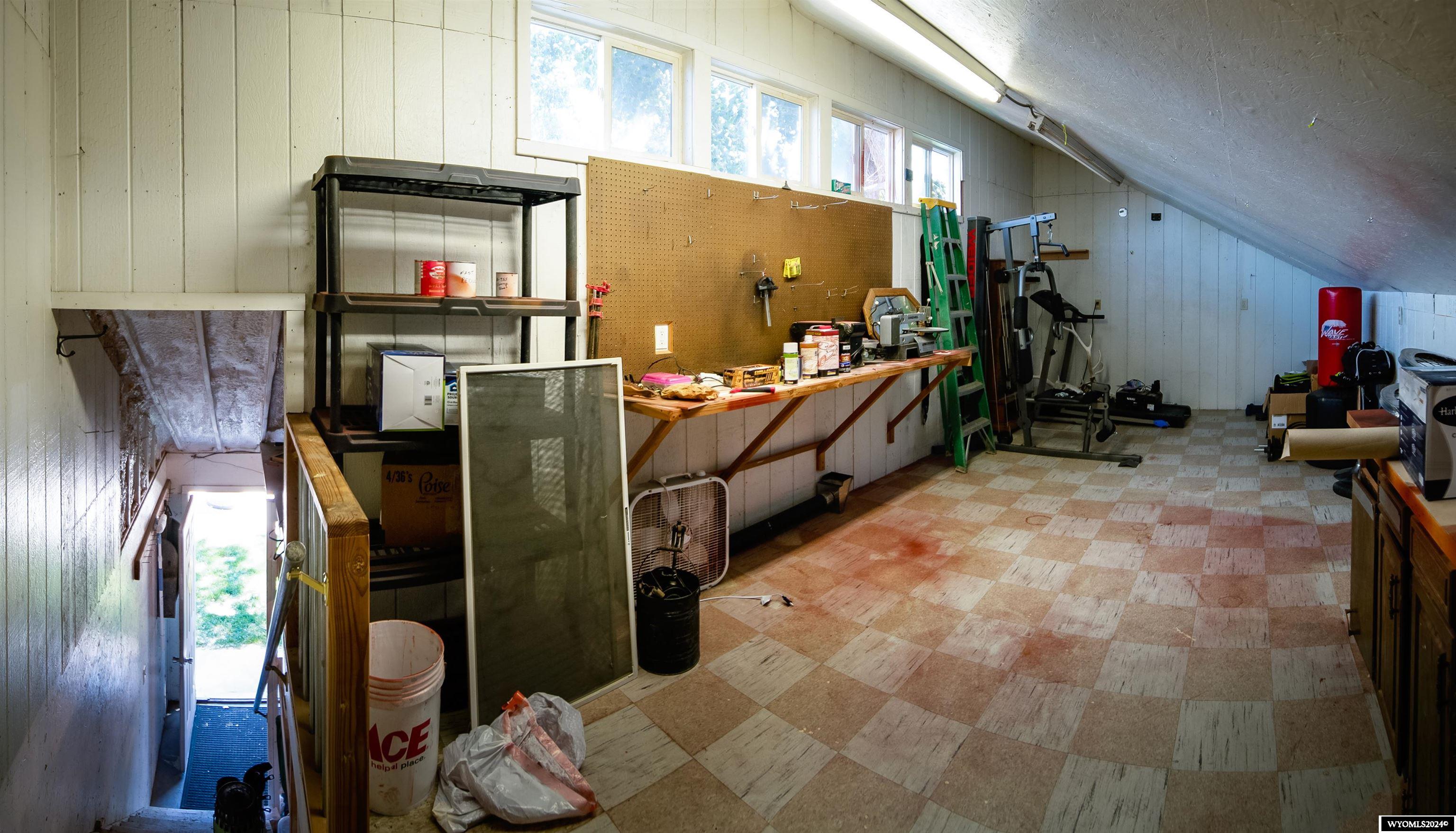 Worland, Wyoming 82401, United States, 5 Bedrooms Bedrooms, ,3 BathroomsBathrooms,Residential,Active,54916