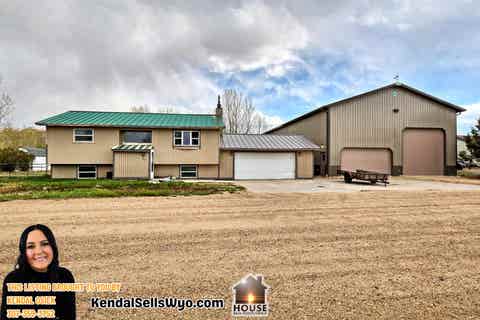 Photo of 40 Lakeview Dr, Douglas, WY 82633 (MLS # 20262013)