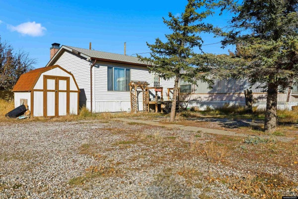 205 E STATE ST, RAWLINS, WY 82301 - Image ca0171eca6fccec7e8e70e25c69338f5/876956433