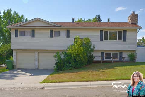 Photo of 753 Powder River Court, Douglas, WY 82637 (MLS # 20264282)