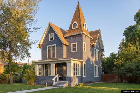 Photo of 1025 Summit St, Evanston, WY 82930 (MLS # 20264128)