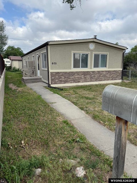 Photo of 605 S 8th Street, Douglas, WY 82633 (MLS # 20263330)