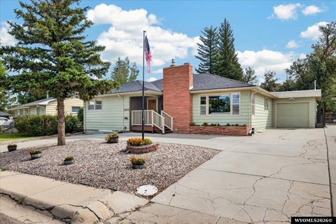 Photo of 2275 S Poplar St, Casper, WY 82604 (MLS # 20264482)