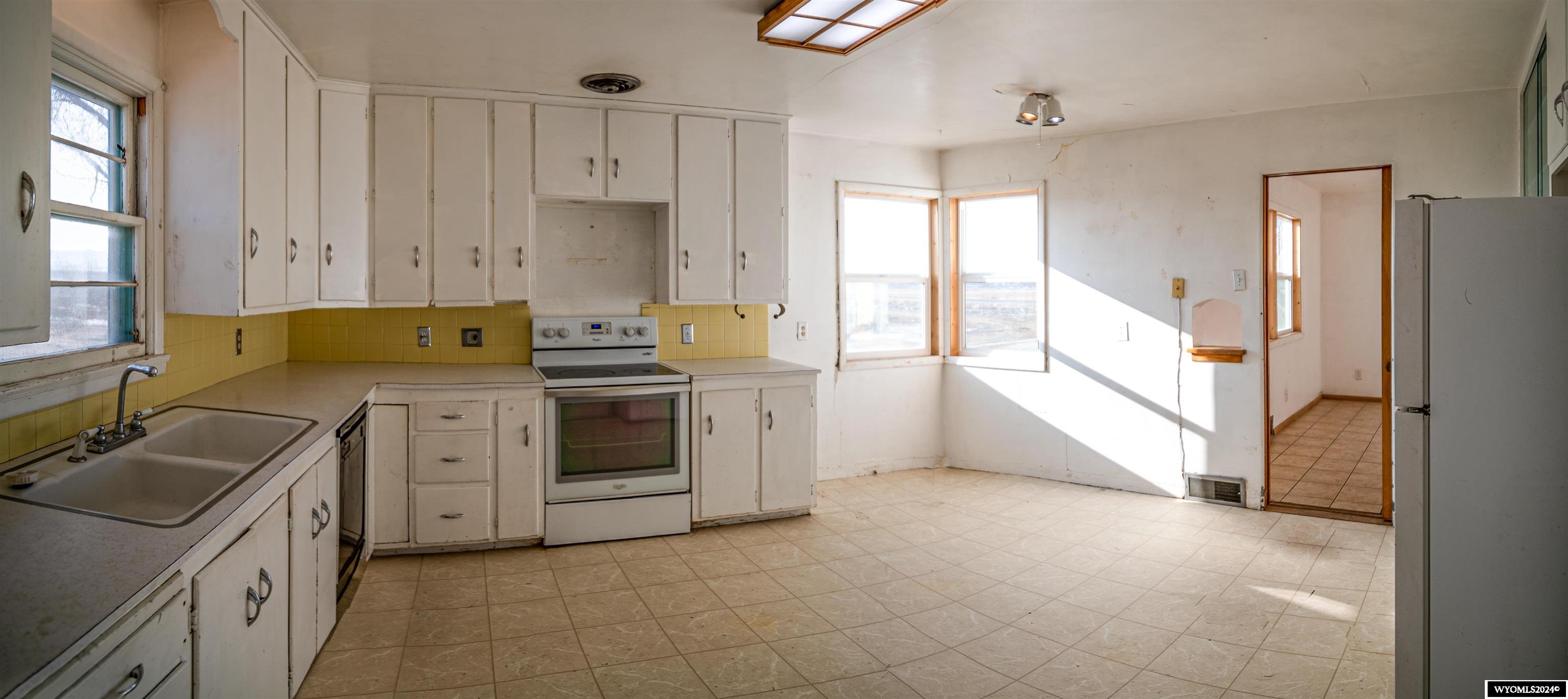 Worland, Wyoming 82401, United States, 3 Bedrooms Bedrooms, ,1 BathroomBathrooms,Residential,Active,66997