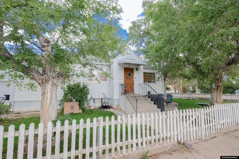 Photo of 906 Ruby Place, Rock Springs, WY 82901 (MLS # 20263353)