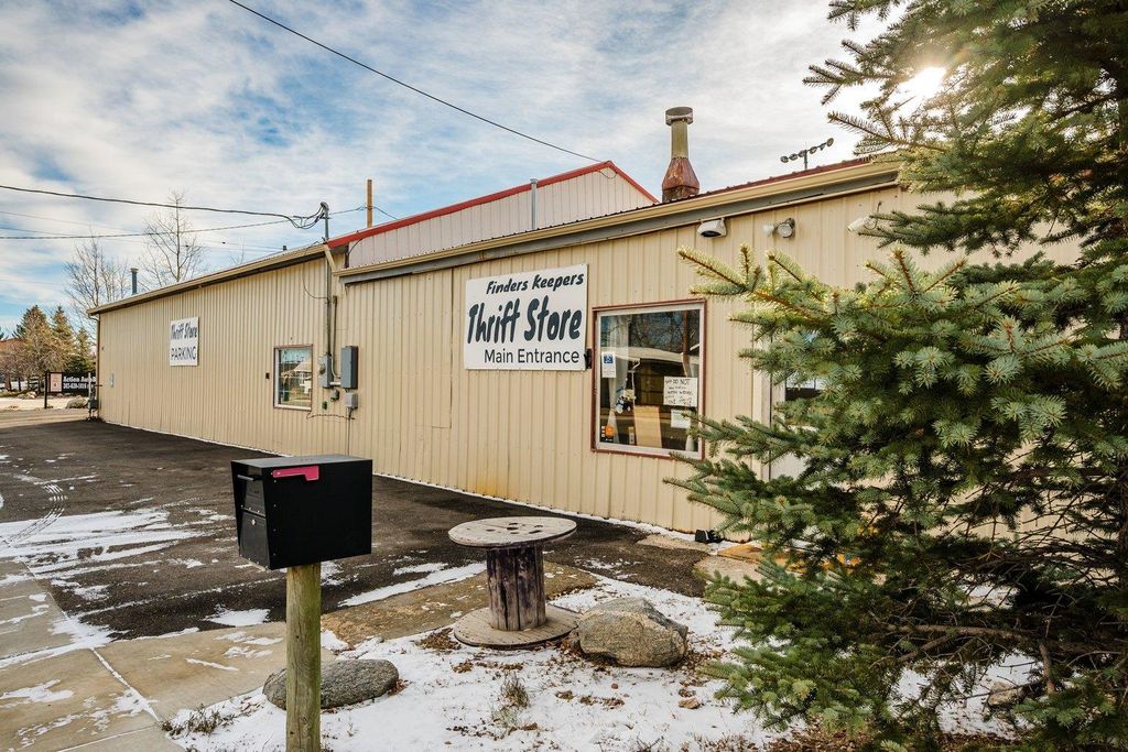 Photo of 611 W Fetterman Street, Buffalo, WY 82834 (MLS # 20256581)