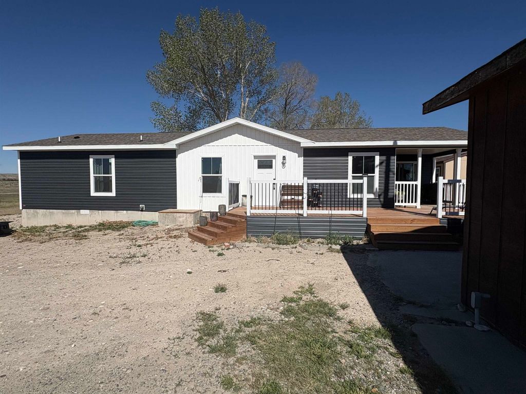 Photo of 32 Darnall Road, Riverton, WY 82501 (MLS # 20262263)