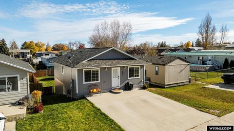 Photo of 1725 Highland Avenue, Sheridan, WY 82801 (MLS # 20255906)