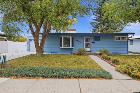 Photo of 1568 Hyview DR, Casper, WY 82604 (MLS # 20265140)