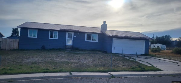 1020 TRONA CT, HANNA, WY 82327 - Image dba61ff6dbd9653ceb33b544ef72bd9b/3334596682