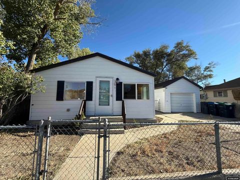 351 E 4th South St Green River WY 82935