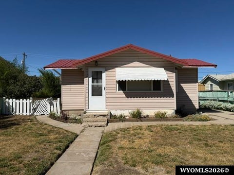 Photo of 505 Culbertson AVE, Worland, WY 82401 (MLS # 20264673)