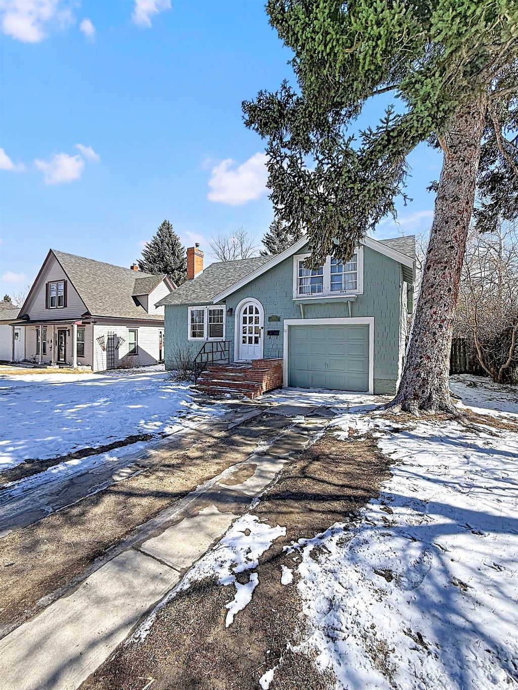 Photo of 457 N Adams Avenue, Buffalo, WY 82834 (MLS # 20261180)