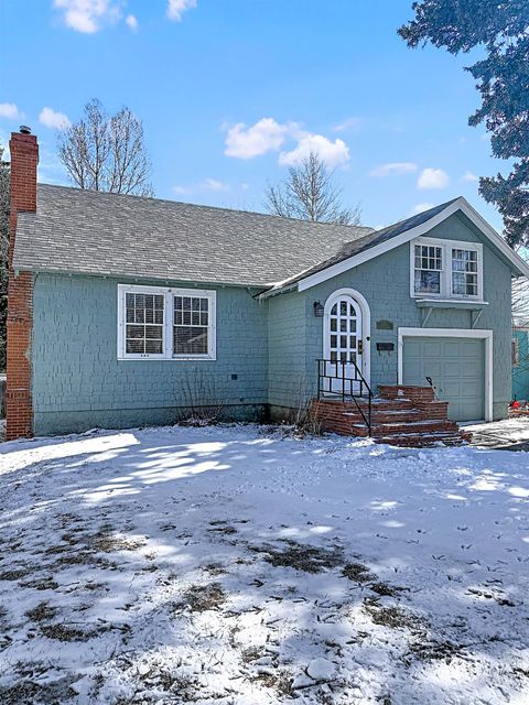 Photo of 457 N Adams Avenue, Buffalo, WY 82834 (MLS # 20261180)