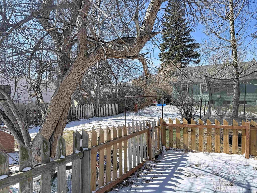 Photo of 457 N Adams Avenue, Buffalo, WY 82834 (MLS # 20261180)