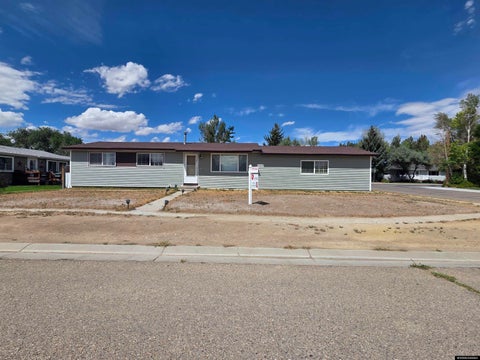 Photo of 907 Plateau Road, Rock Springs, WY 82901 (MLS # 20262623)